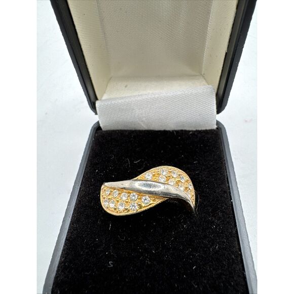 Wyndsor II Jewelry - Wyndsor II Ring size 9 , gold and silver tone beautiful fashion ring